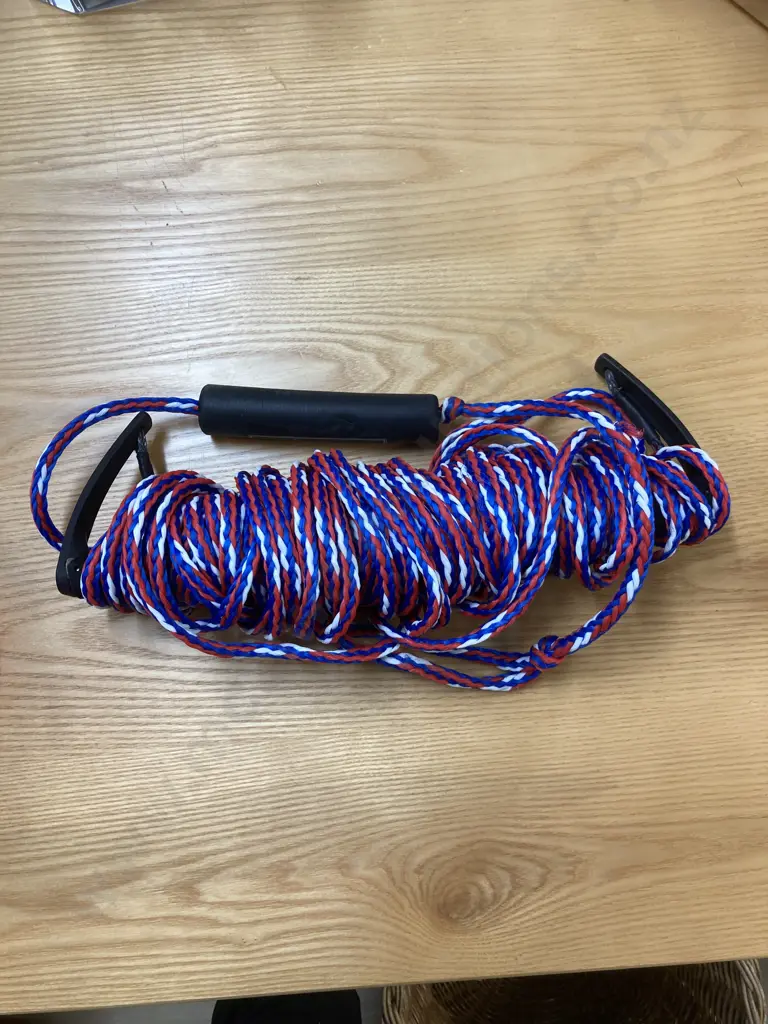 Inflatable Tow Rope & Tow Rope With Handle Image 1++